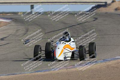 media/Oct-15-2023-CalClub SCCA (Sun) [[64237f672e]]/Group 5/Qualifying/